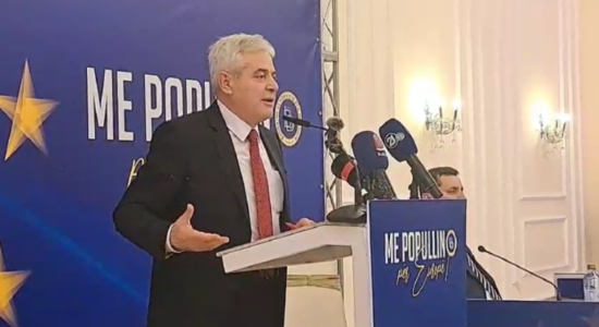 Ahmeti: Për flamur e gjuhë edhe heronjtë ngrihen nga varret