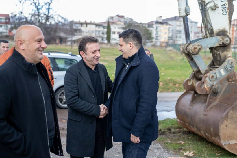 Fillojnë punimet për tribunën e re në stadiumin në Ohër (FOTO)