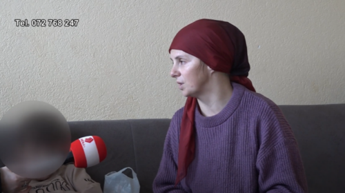 (VIDEO) Jetojnë në majë të malit, nënë Shpresa me djalin 11 vjeç kanë nëvojë për ndihmë