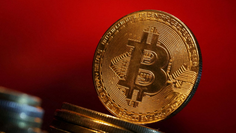 Bitcoin bie pasi Gjykata Ndërkombëtare e Tregtisë thotë se tarifat e Trump janë të paligjshme