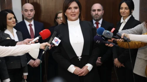 Dimitrovska: KSHPK me kërkesë të Ristovskës vendosi për përjashtimin e saj nga rasti me drejtorin e ASK-së