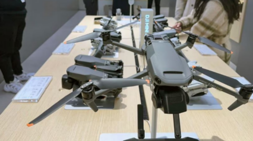 Kongresi amerikan shqyrton mundësinë e ndalimit të tregtimit të dronëve kinezë