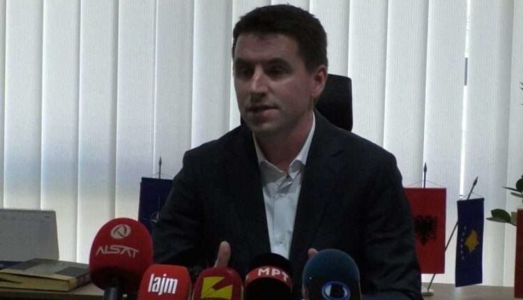 Ridvani i përgjigjet Limanit: T’i lëmë anash inatet politike, fëmijët presin të funksionojë çerdhja!