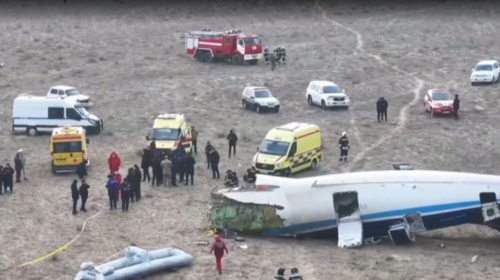 Tragj*edia ajrore në Kazakistan, hetimet: Avioni i Azerbajxhanit mund të jetë goditur nga Rusia