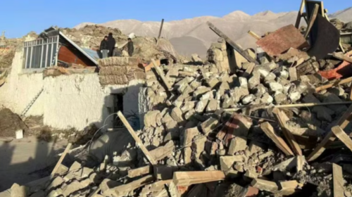 Një tërmet i fuqishëm godet Tibetin, deri tani kanë vde’kur 95 persona (VIDEO)