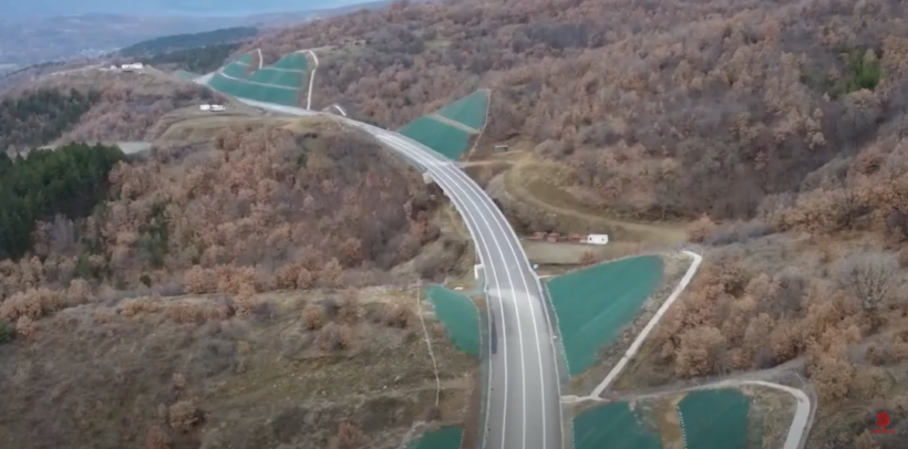 (VIDEO) Hapja e autostradës Stracin – Kriva Pallankë nxiti polemika mes pushtetit dhe opozitës