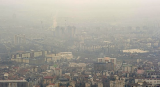 Maqedonia e Veriut me më shumë vdekje nga ndotja e ajrit në Evropë