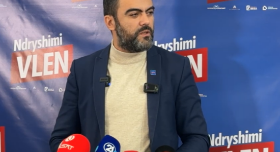 Sulejmani: Interpelanca nuk nënkupton shkarkimin e Ilire Dautit, varet nga vullneti i saj nëse dëshiron të jetë kryetare e Komisionit