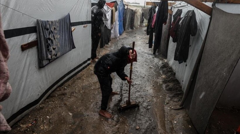 Midis sulmeve izraelite dhe të ftohtit të dimrit, banorët e Gazës në luftë për mbijetesë