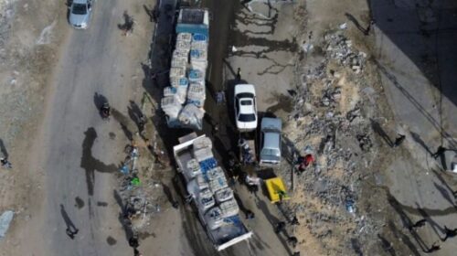 Më shumë se 900 kamionë me ndihma humanitare hynë në Gaza
