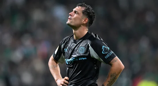 Granit Xhaka pëson një lëndim, në dyshim për ndeshjen ndaj Borussia Dortmund