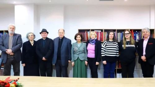 Seancë konstituive e Komisionit për dekorime dhe mirënjohje