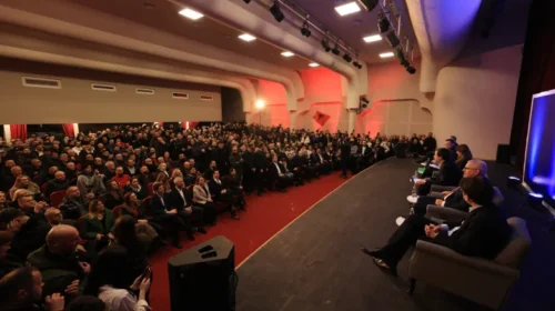 Kurti: Mitrovica sot është më e plotë se asnjëherë më parë prej çlirimit të vendit