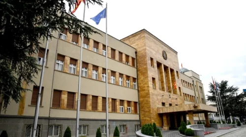 Seanca të tre komisioneve kuvendore