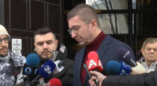 (VIDEO) Mickoski i bën thirrje Grubit që të kthehet për tu përballur me drejtësinë