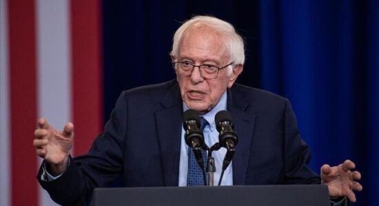 Senatori Sanders i bën thirrje qeverisë amerikane të ndalojë shitjen e arm’ëve ndaj Izraelit