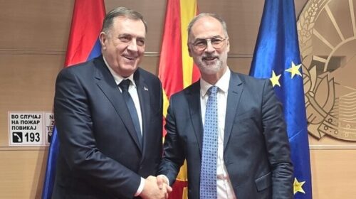 (VIDEO) Nga po shkon Maqedonia e Veriut?! Stoillkoviqi pret në ministri “vëllanë” Millorad Dodik