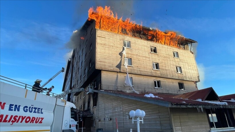 Turqi, 10 persona humbin jetën nga zjarri në një hotel