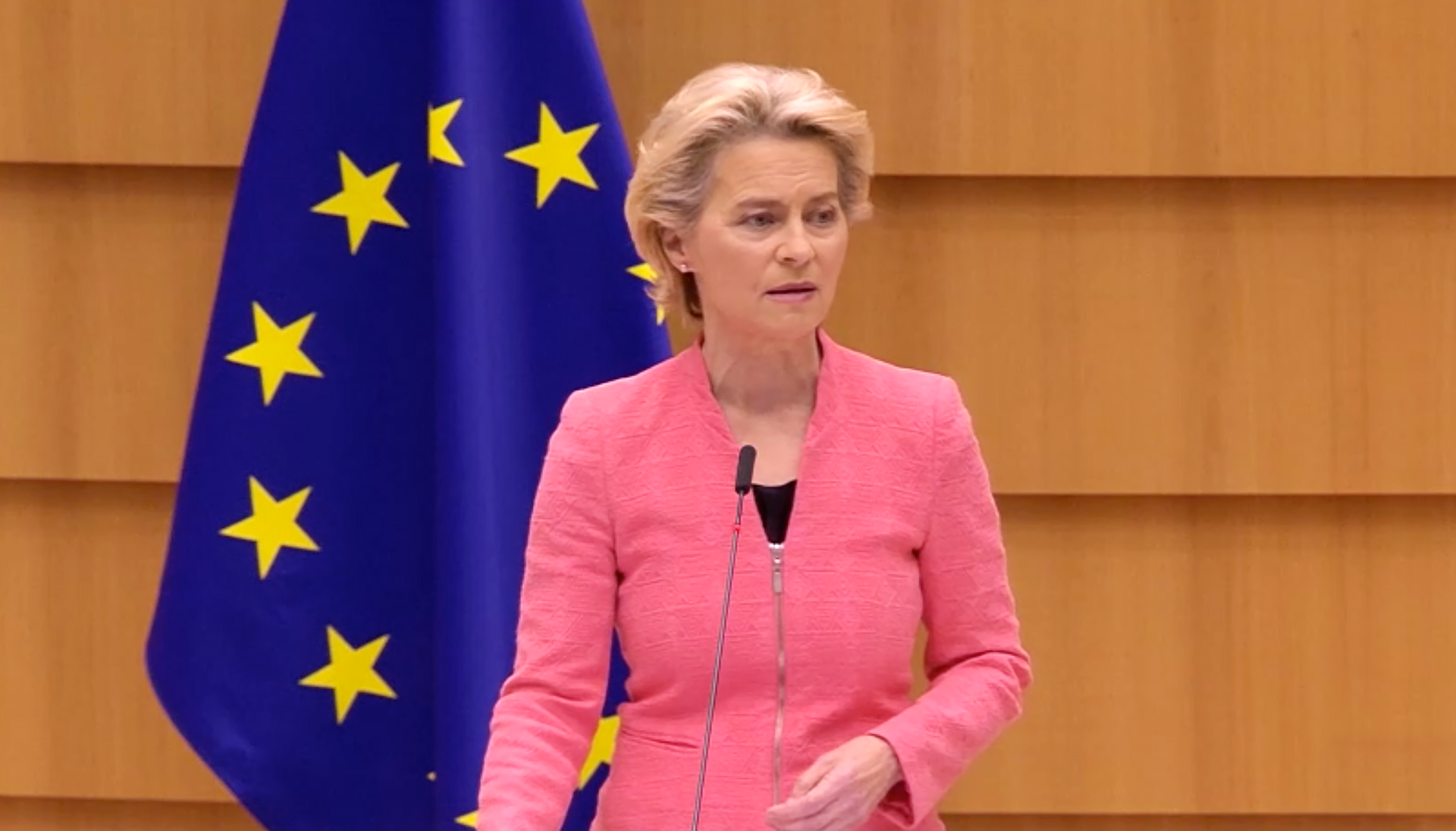 Shefja e KE-së, Ursula von Der Leyen e fshin videon e djeshme me hartën evropiane pa Kosovën