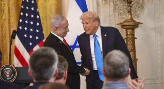 “Çfarë dreqin po bën?”, Trump i ashpër me Netanjahun: Je çmendur fare, të shpëtova nga burgu, tani të gjithë e urrejnë Izraelin!