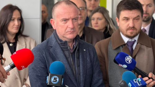 (VIDEO) Taravari: Të gatshëm të bisedojmë për stemën, himnin dhe 20%shin! LSDM shokohet nga deklaratat e Taravarit