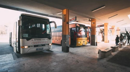 Më pak udhëtarë të transportuar në transportin rrugor në tremujori i katërt të vitit 2024