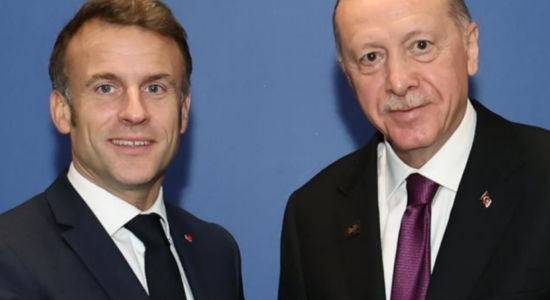 Erdoğan bisedë telefonike me Macronin: Plani për zhvendosjen e palestinezëve i papranueshëm