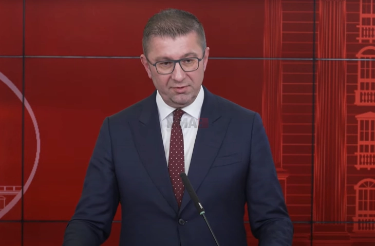 (VIDEO) Mickoski: Gjyqësorin duhet ta godasim në lule të ballit