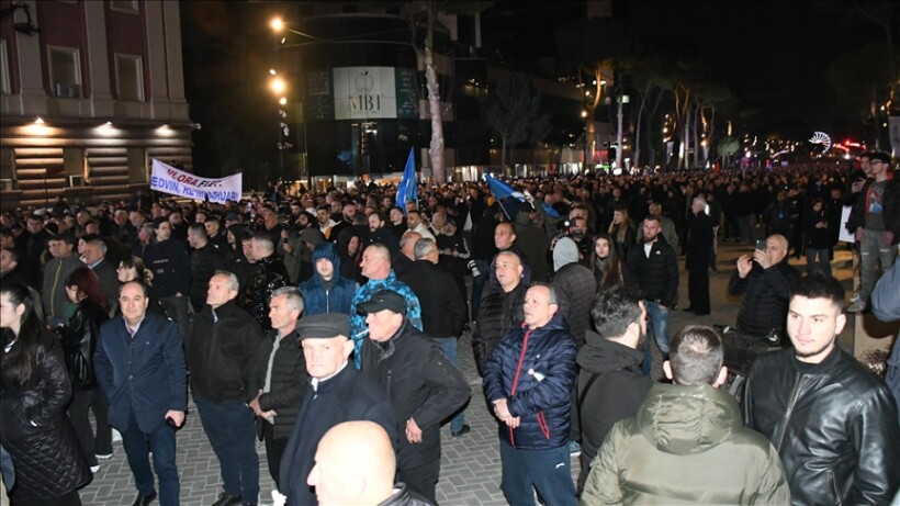 Shqipëri, mbahet protestë antiqeveritare