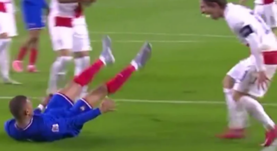 Modric i bërtiti Mbappes gjatë ndeshjes Kroaci-Francë, por sulmuesit të Realit nuk i pëlqeu sjellja e veteranit