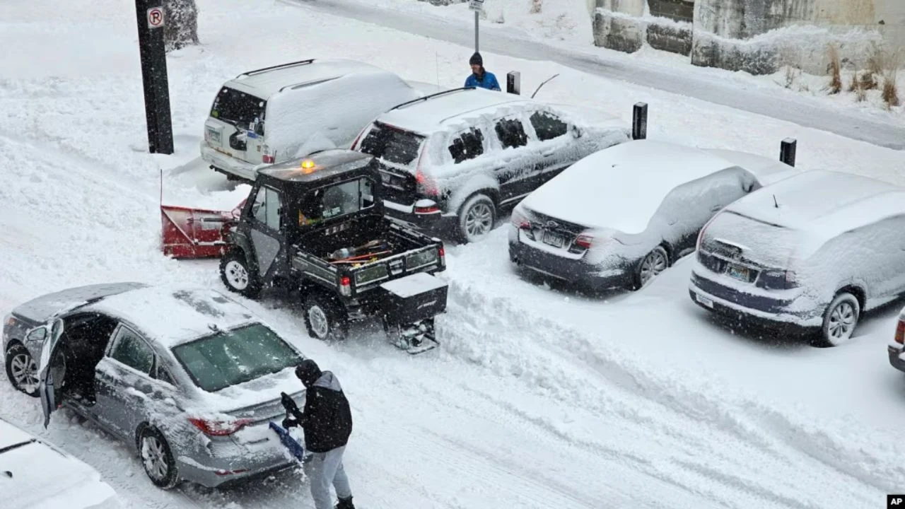 SHBA-ja goditet nga moti i keq, stuhitë e fuqishme shkaktojnë viktima dhe shkatërrime