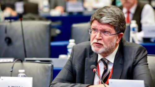 Eurodeputeti kroat: Serbia s’mund të hyjë në BE pa e njohur Kosovën shtet