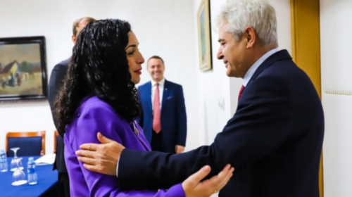 Ali Ahmeti pritet nga presidentja Vjosa Osmani