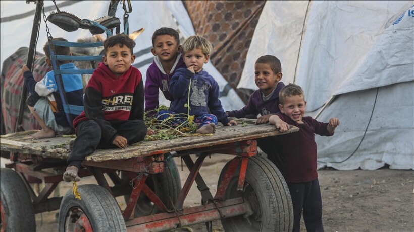 UNICEF: Rreziku i urisë, sëmundjeve dhe vdekjes për fëmijët në Gaza po rritet çdo ditë