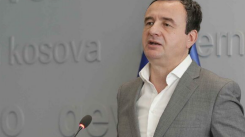 Kurti: Dënoj fuqishëm sulmin ndaj objektit të Postës në Zveçan, qëndrimi në liri i kriminelit Radoiçiq është mesazh i rrezikshëm