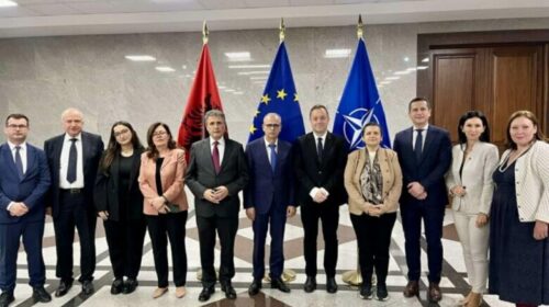 Shqipëri dhe Kosova me hapa të përbashkët drejt BE-së