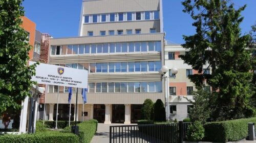 Presidenca e Kosovës thotë se do të kontaktojë “së shpejti” me partitë për një takim gjithëpërfshirës