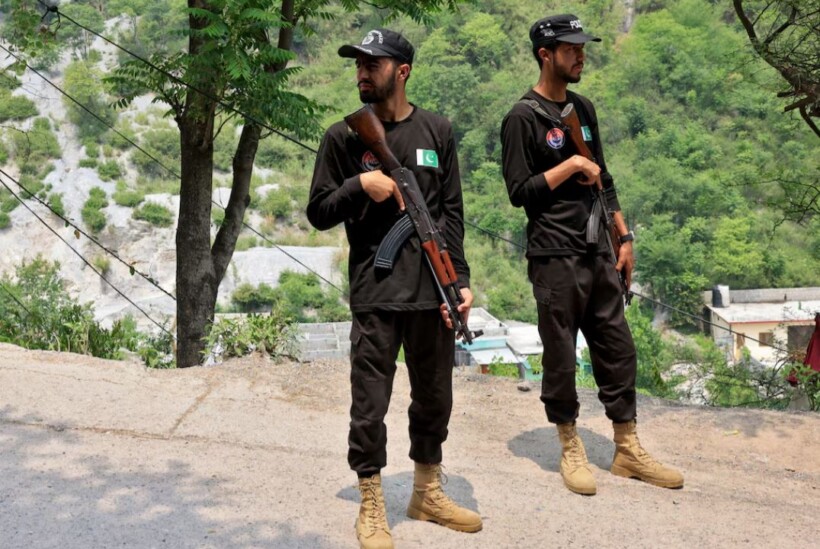 Pakistani thotë se rrëzoi 25 dronë, India thotë se zmbrapsi hakmarrjen pakistaneze