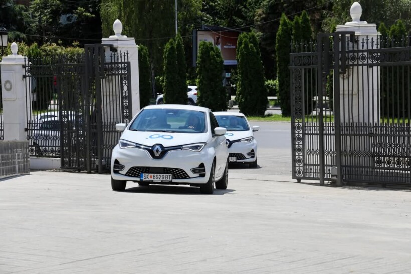 Makina elektrike me qira në Shkup – vetëm 22 denarë për kilometër