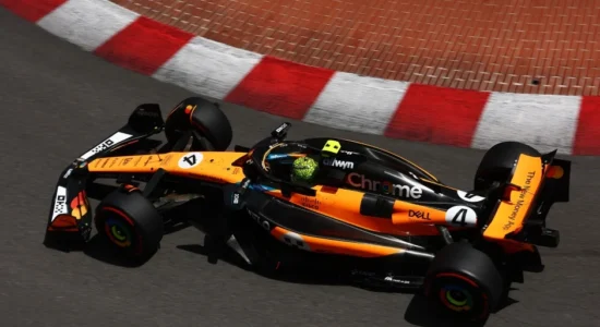 Norris “pole” dhe rekord në Montekarlo, ringjallet Ferrari me Leclerc