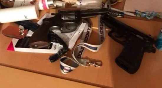 Bastisje në disa lokacione, privohen nga liria katër persona
