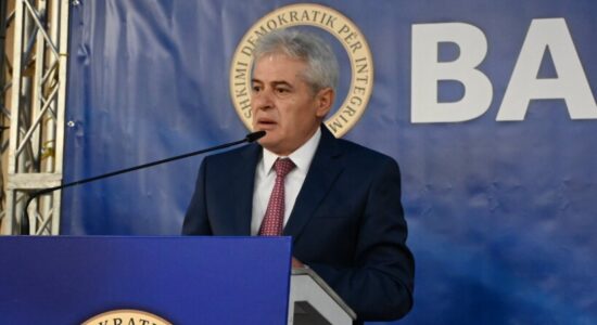 (VIDEO) Ahmeti: T’i lëmë hidhërimet, na duhet unitet kombëtar