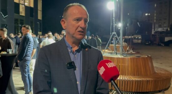 Taravari: Më mirë të dalim në opozitë, nuk bëhemi pjesë e Frontit Evropian