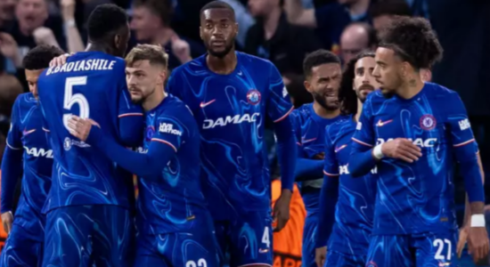 Chelsea mund të përjashtohet nga Liga e Kampionëve nëse përfundon në pesë të parët këtë sezon