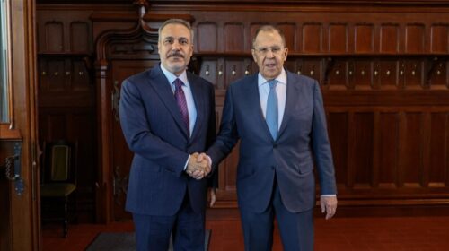 Fidan pas takimit me Lavrovin: Gjenocidi dhe tragjedia njerëzore në Gaza duhet të ndalen menjëherë