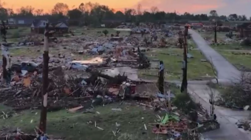 Tornado godet SHBA/ Stuhi dhe erëra të forta, 21 viktima
