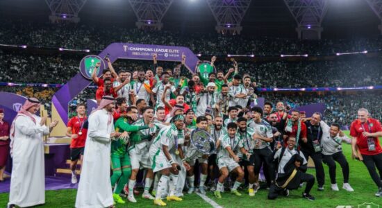 Ezgjan Alioski në histori, bëhet shqiptari i parë që fiton AFC Champions League!