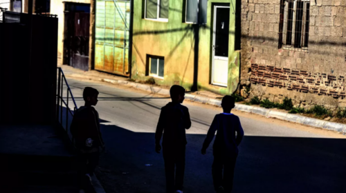 (VIDEO) UNICEF: 40% e fëmijëve në RMV jetojnë në varfëri shumëdimenzionale