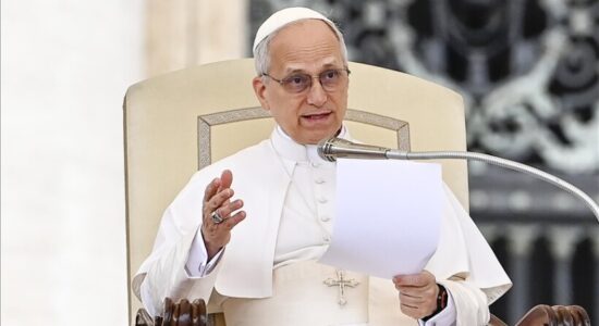 Papa Leoni i kërkon Trumpit t’i japë fund luftës me Iranin