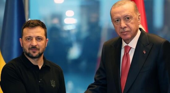 Telefonatë Erdoğan-Zelensky: Turqia e gatshme të mbështesë bisedimet e paqes Rusi-Ukrainë në çdo fazë